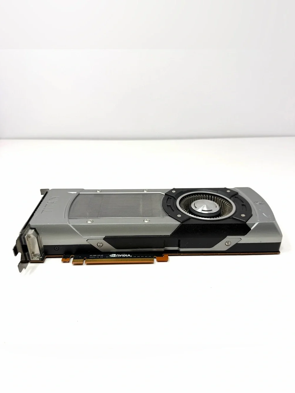 Geforce GTX 780 Titan 6GB KCC-REM-NVA-P2083 Computer Video Graphics Card USED